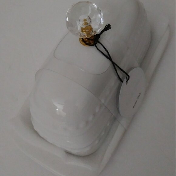 White Ceramic Butter Dish with Lid - Picture 5 of 10